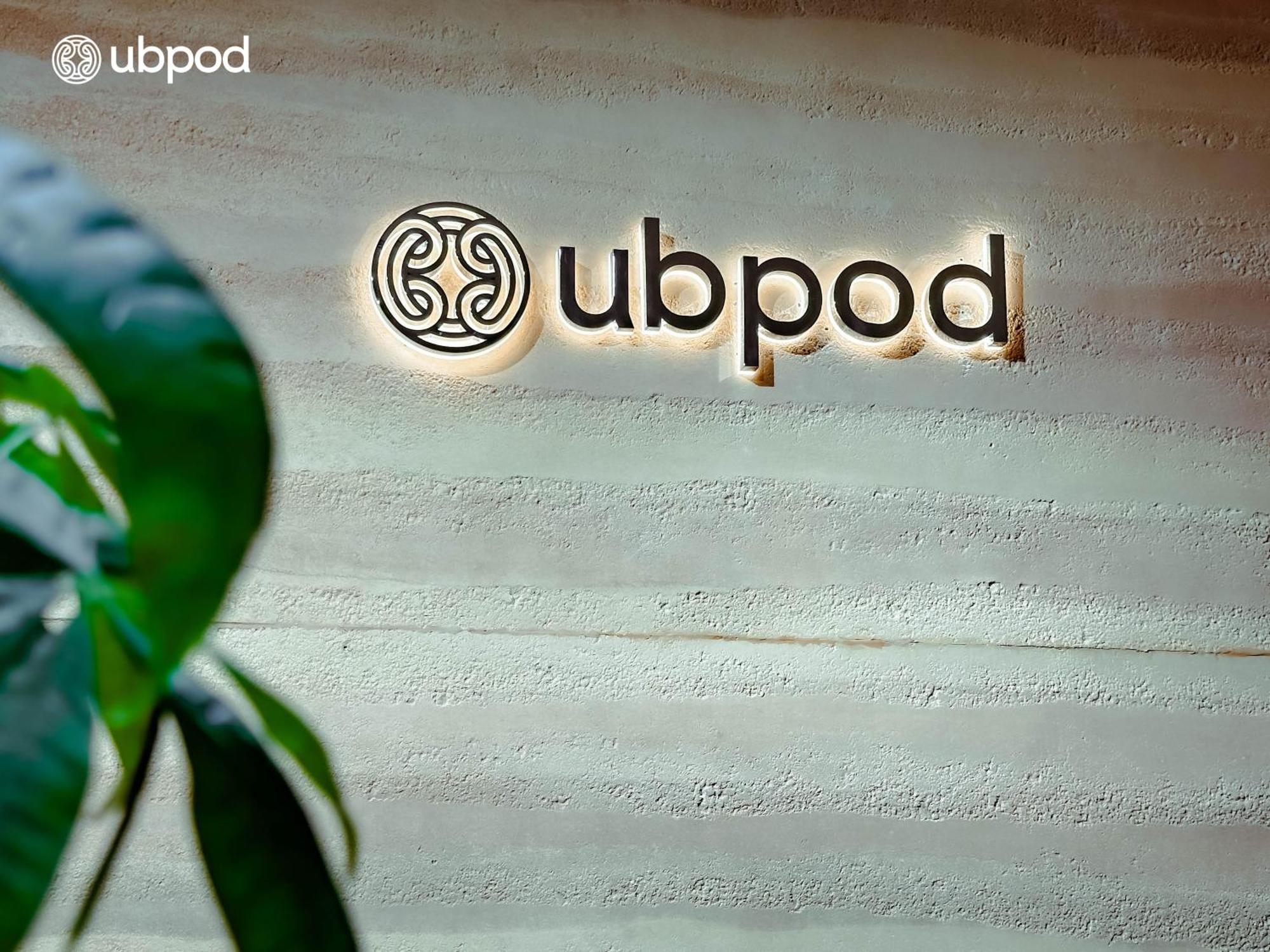 Ubpod- The First Capsule Hotel In Mongolia Ulaanbaatar Exterior photo