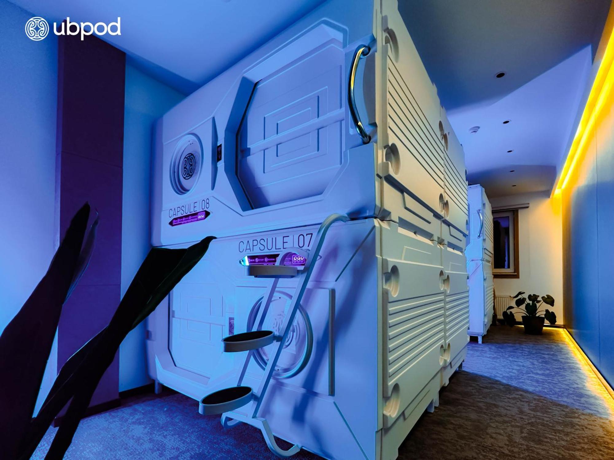 Ubpod- The First Capsule Hotel In Mongolia Ulaanbaatar Exterior photo